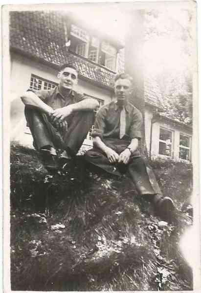 Images/grandad photos00120013.jpg